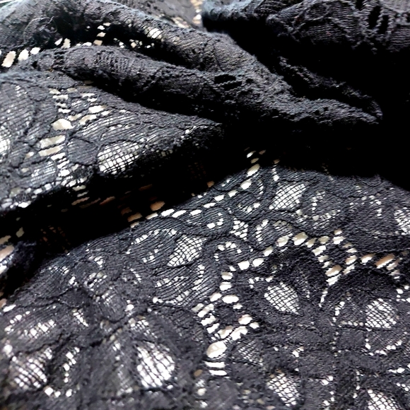 Weston Wear Black Lace Half-Sleeve Midi Cocktail Dress - Picture 4 of 5